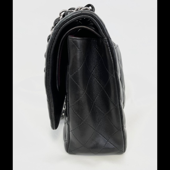 CHANEL CLASSIC MAXI DOUBLE FLAP HANDBAG - Picture 5 of 9